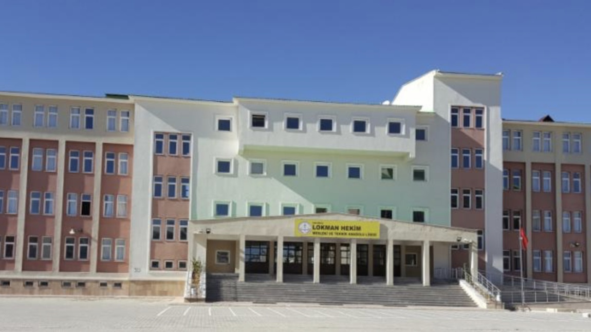 Erciş Lokman Hekim Mesleki ve Teknik Anadolu Lisesi Fotoğrafı
